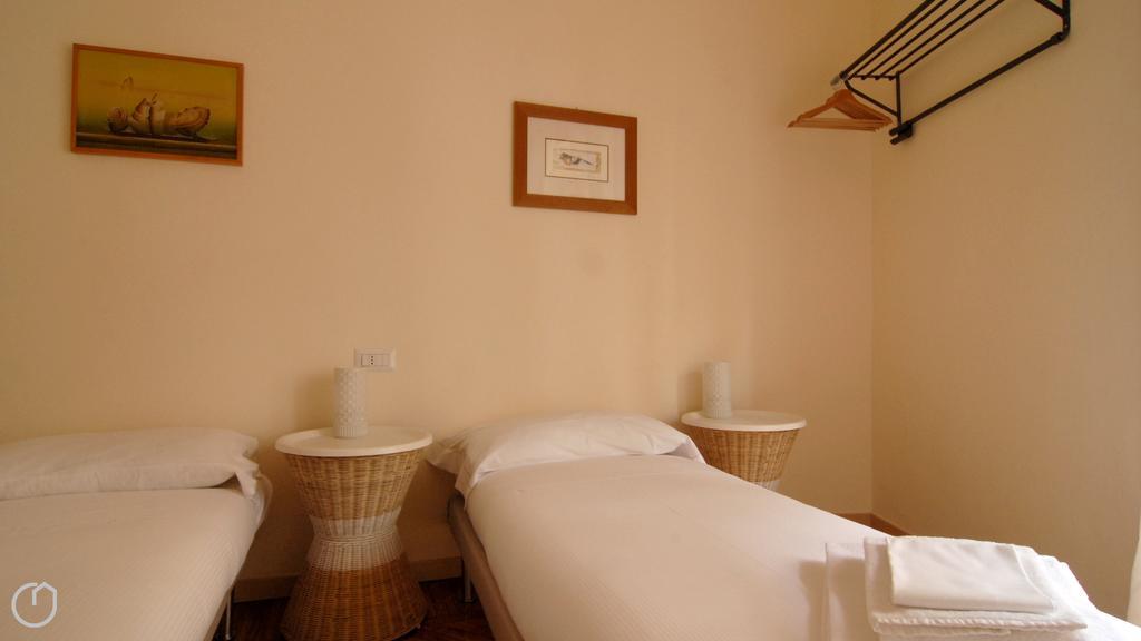 Italianway-Pecchio Apartman Milánó Szoba fotó